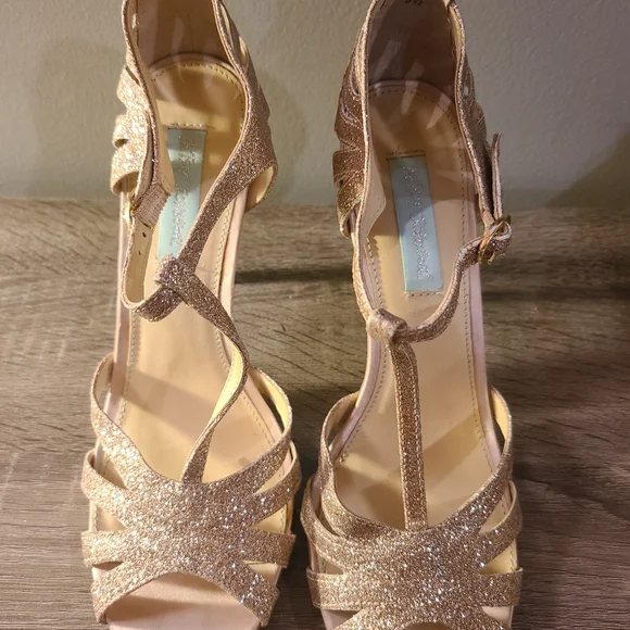 Blue By Betsey Gold Heels - Picture 2 of 4